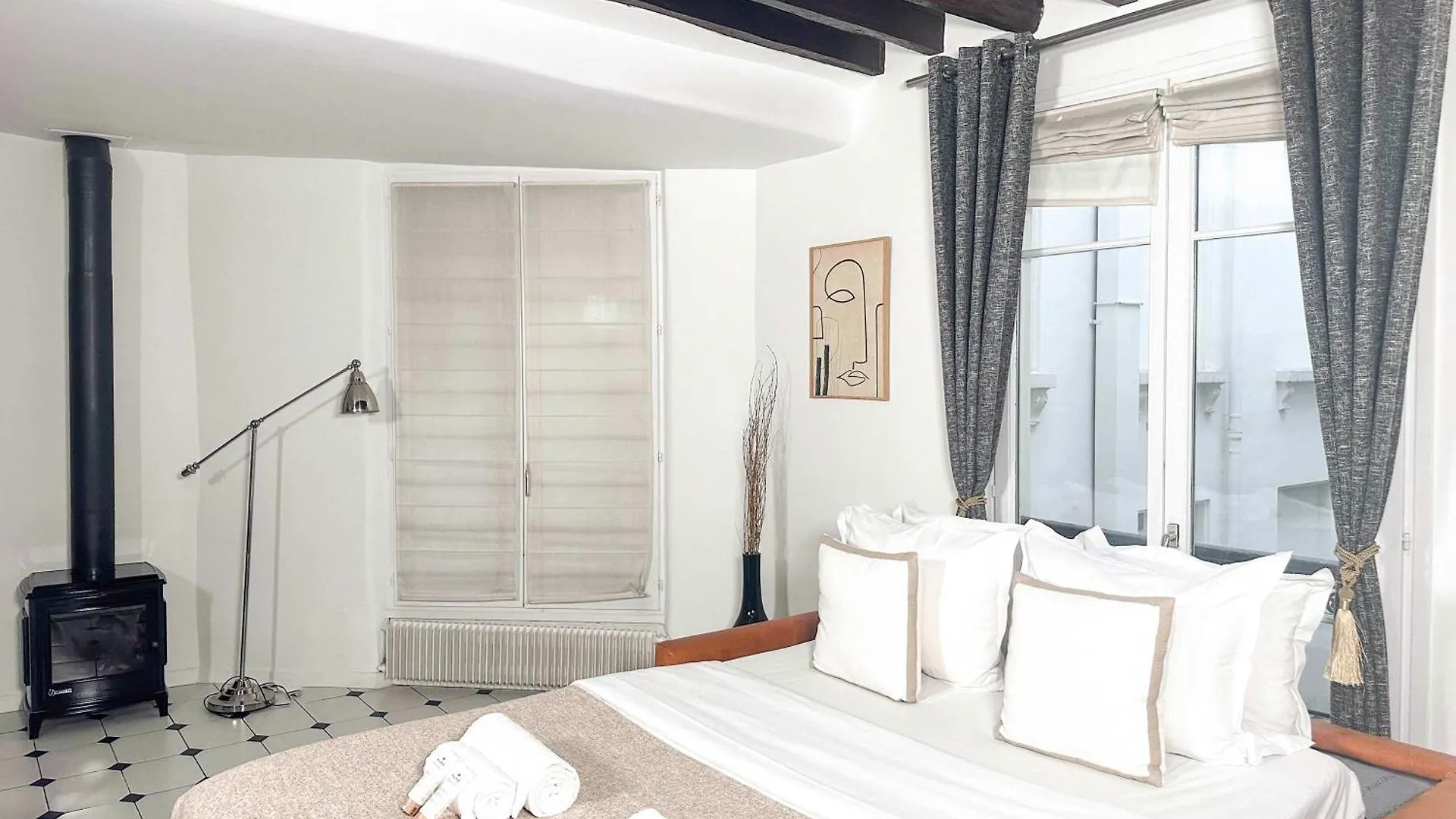 شقة Modern & Spacious Near Le Marais باريس