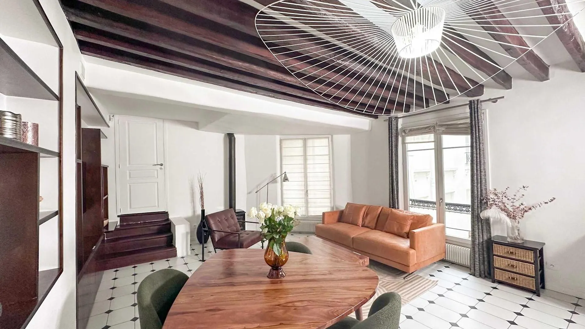 شقة Modern & Spacious Near Le Marais باريس