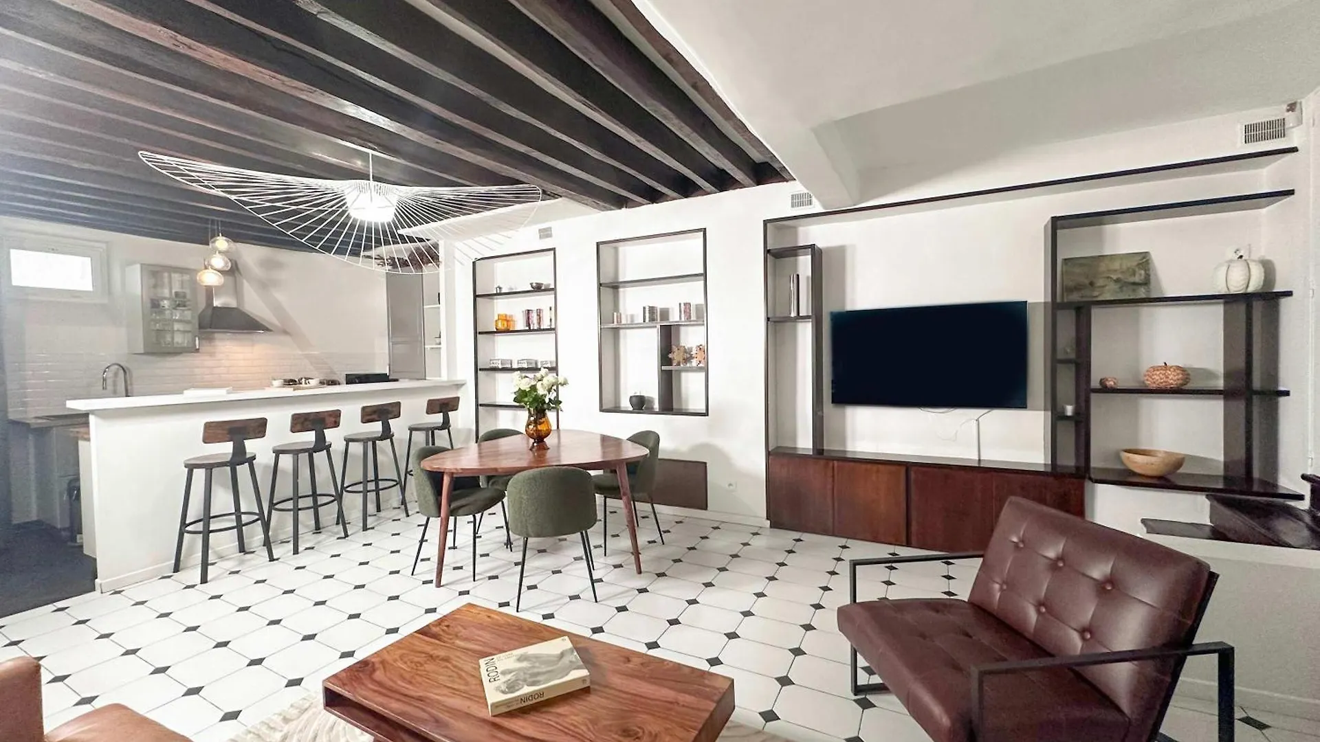 Modern & Spacious Near Le Marais Apartment Paris 0*,